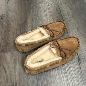 UGG chestnut moccasins with Cream Lining